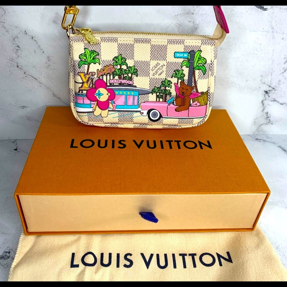 New Louis Vuitton Christmas Edition Mini Pochette